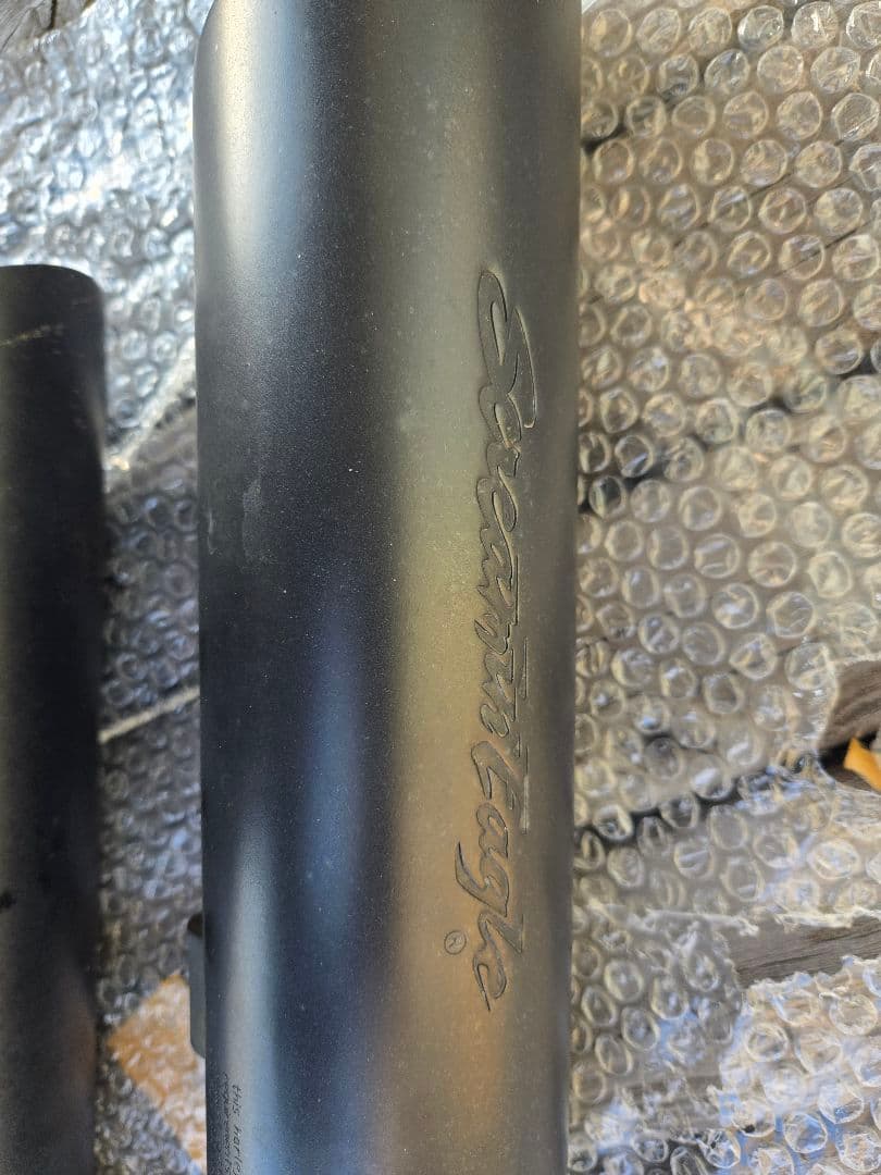 ハーレースポーツスター　スクリーミンイーグルマフラー　ヒートシールド　ブラック