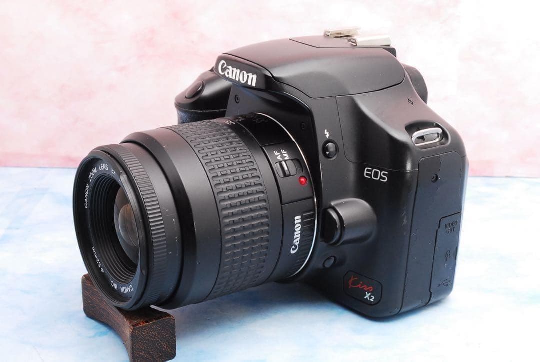 ★キャノン Kiss X2★初心者向けセット★一眼レフカメラ★バッグ付き！