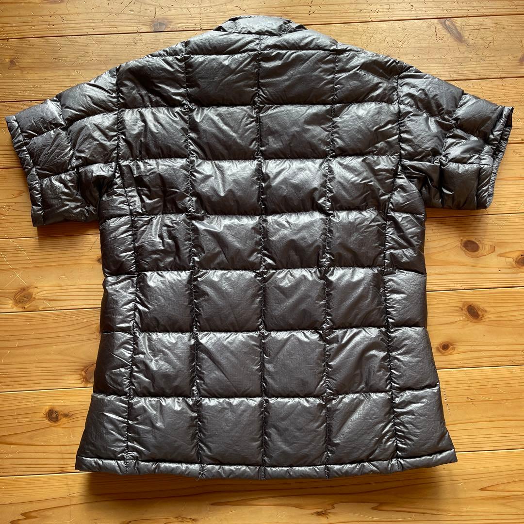美品 モンベル mont-bell 半袖ダウンジャケット 800フィルパワー