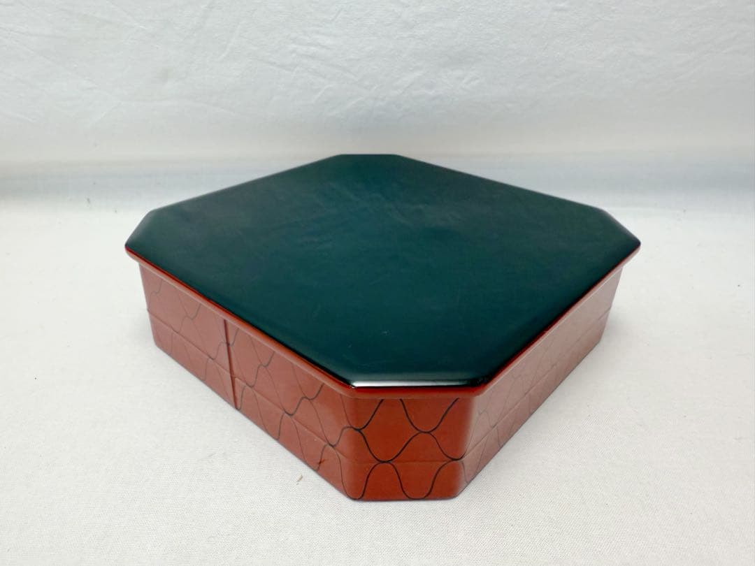 懐石道具 塗師 宗春作 木製 朱塗網目蒔絵 5段縁高重 銘々蓋付き 共箱