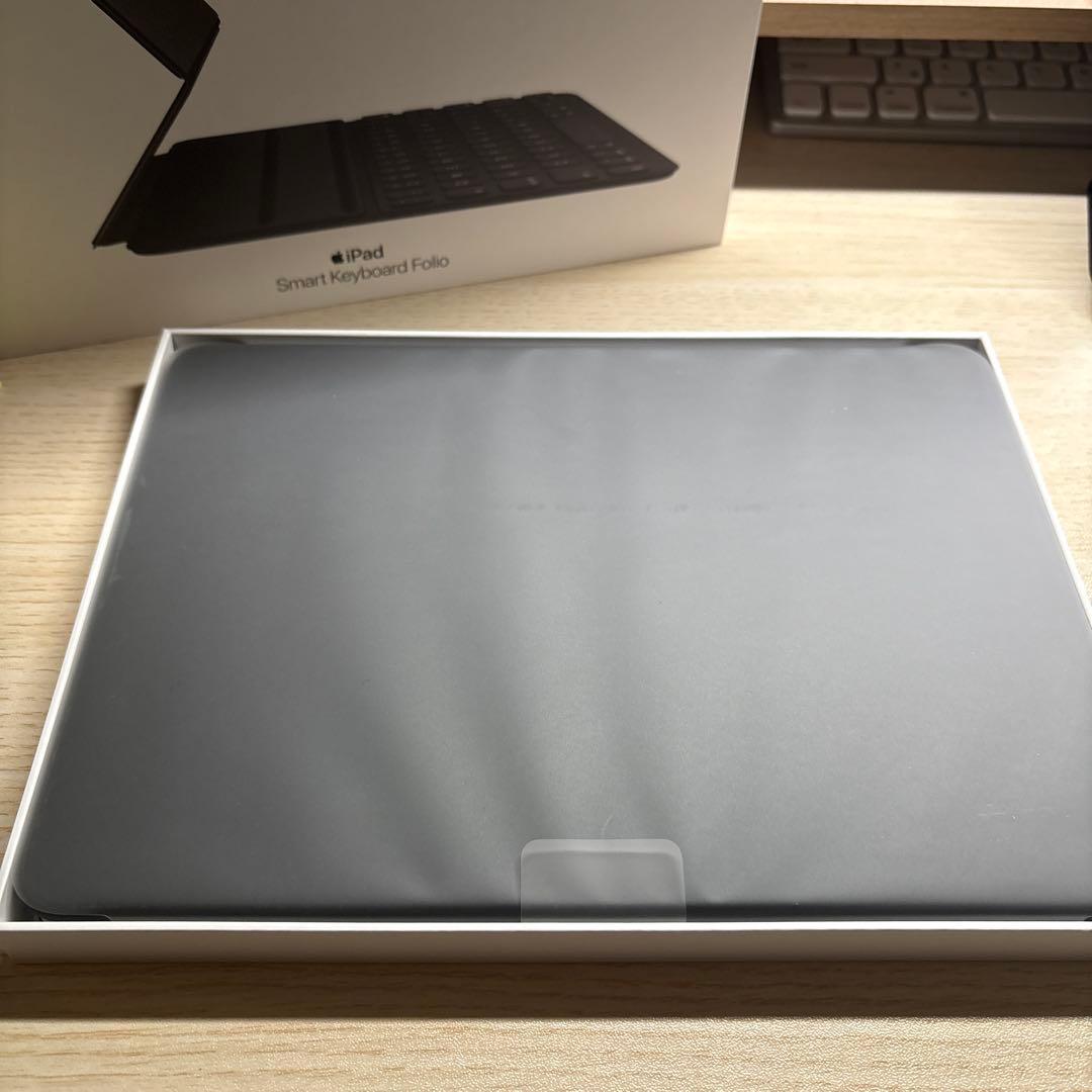iPad Smart Keyboard Folio ブラック 11インチ
