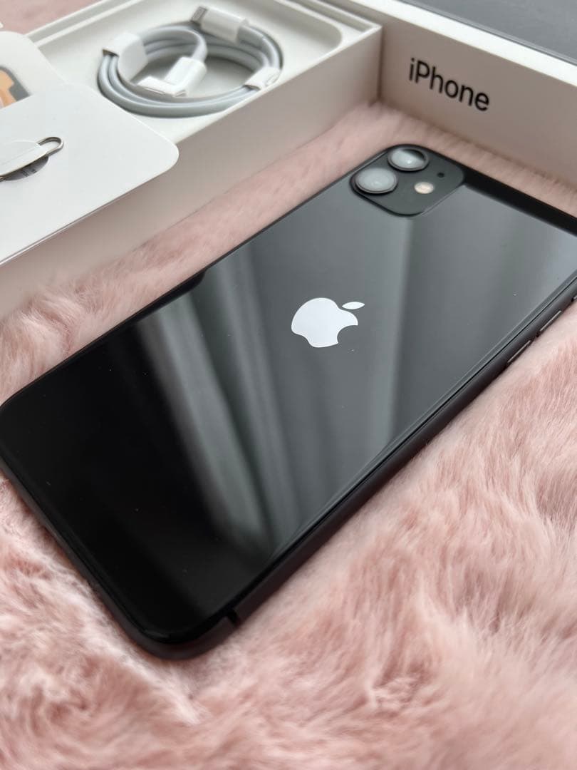 iPhone11 64GB (箱と付属品セット)