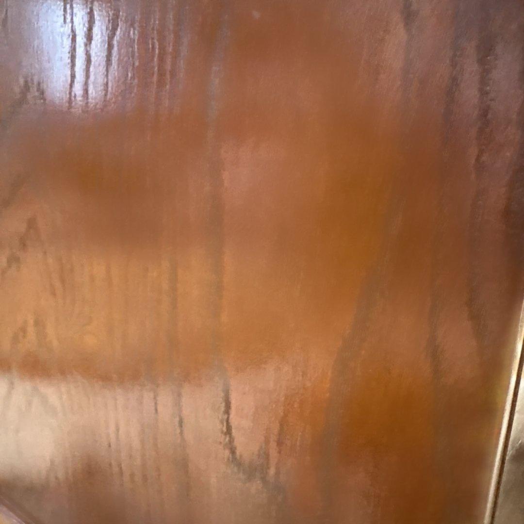 アンティーク　木製3段引き出し 花柄彫刻