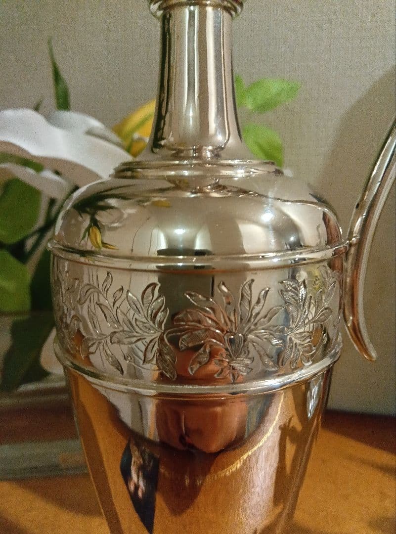 ラ*ズ様 純銀製420グラム　最高級アンティーク花瓶　刻印あり