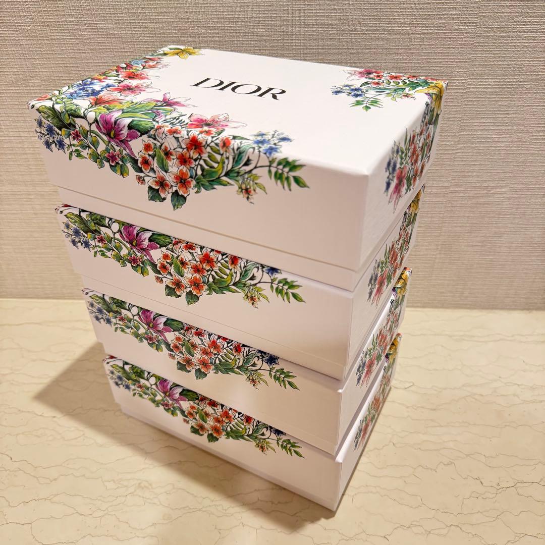 【Miss apple】DIOR 花柄 ギフトBOXetc