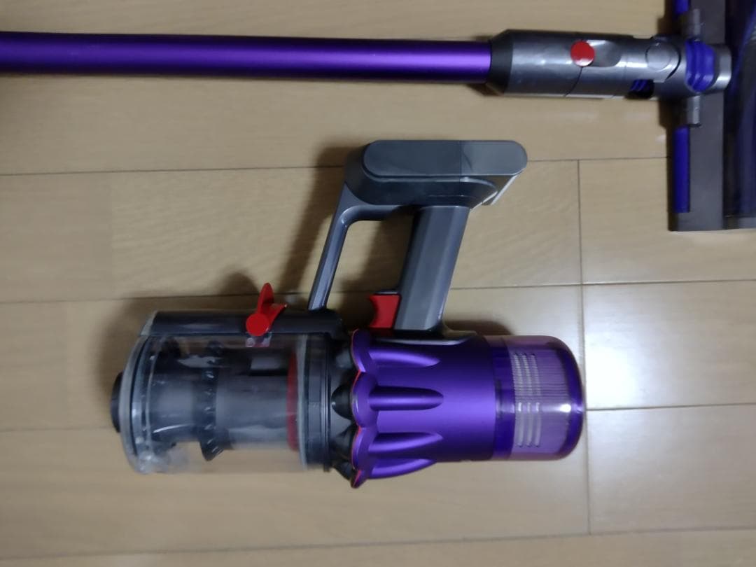 ダイソン★digital slim★SV18★バッテリ新品大差なし★スタンド付2