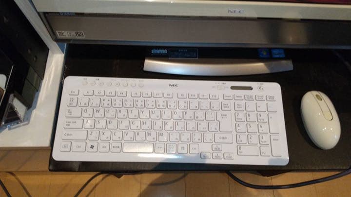 パソコン　デスクトップ
