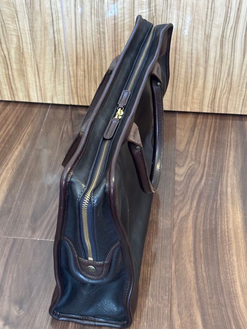 フェリージ　ブリーフケース