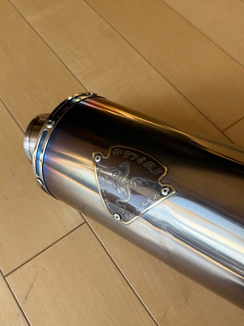 cb1300（SC54）アールギス　ワイバーンフルチタンマフラー
