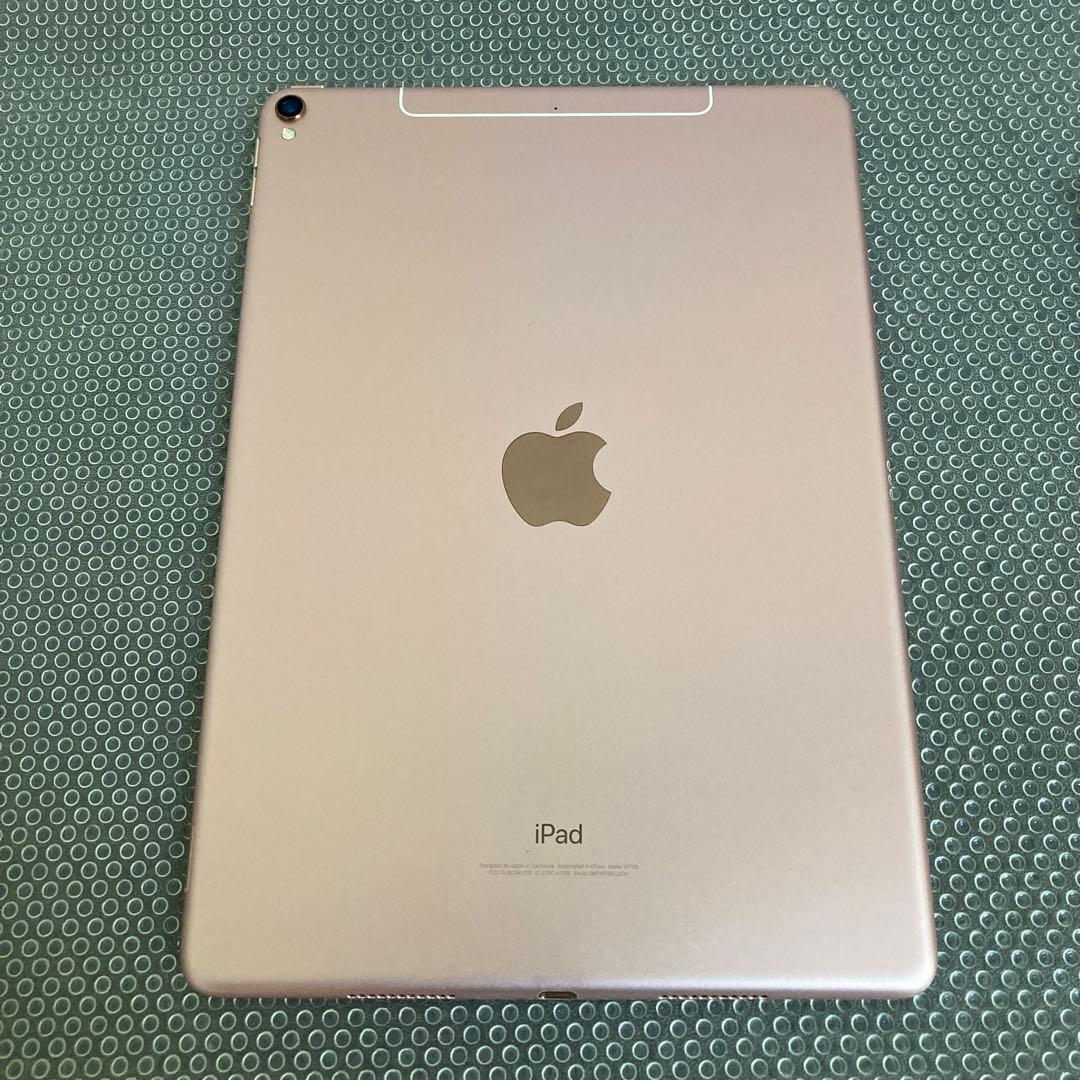 3736 外観美品☆iPad Pro 64GB 10.5インチ SIMフリー☆