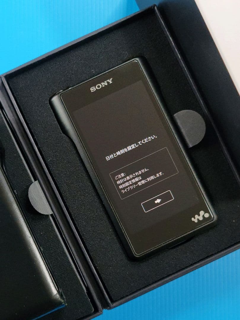 SONY WALKMAN NW-WM1A + 純正本革ケース