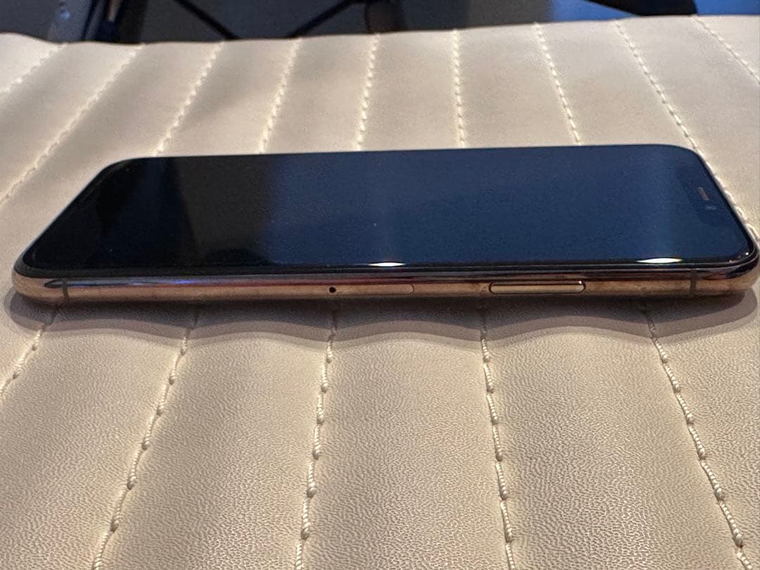 【本体のみ】iPhone Xs 256gbゴールド SIMフリー