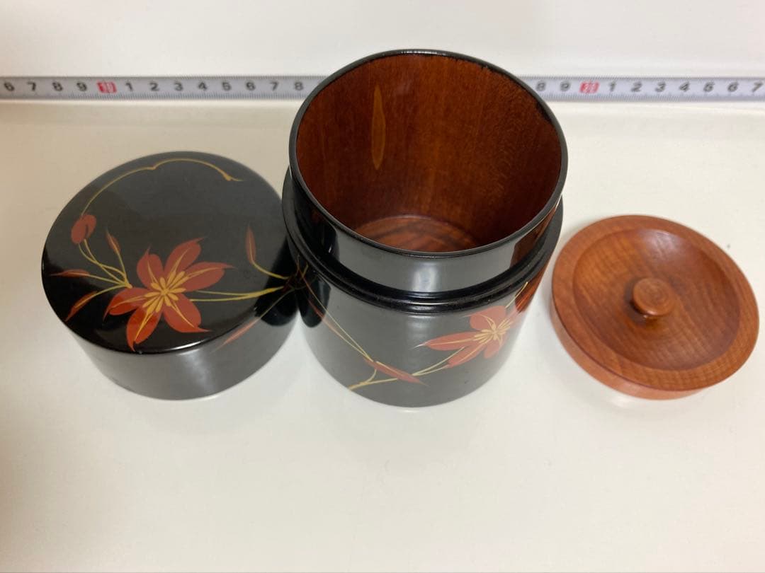 浄法寺塗　うるみ工房　漆器の茶筒1、急須台１、おしぼり入れ５、茶托５のセット