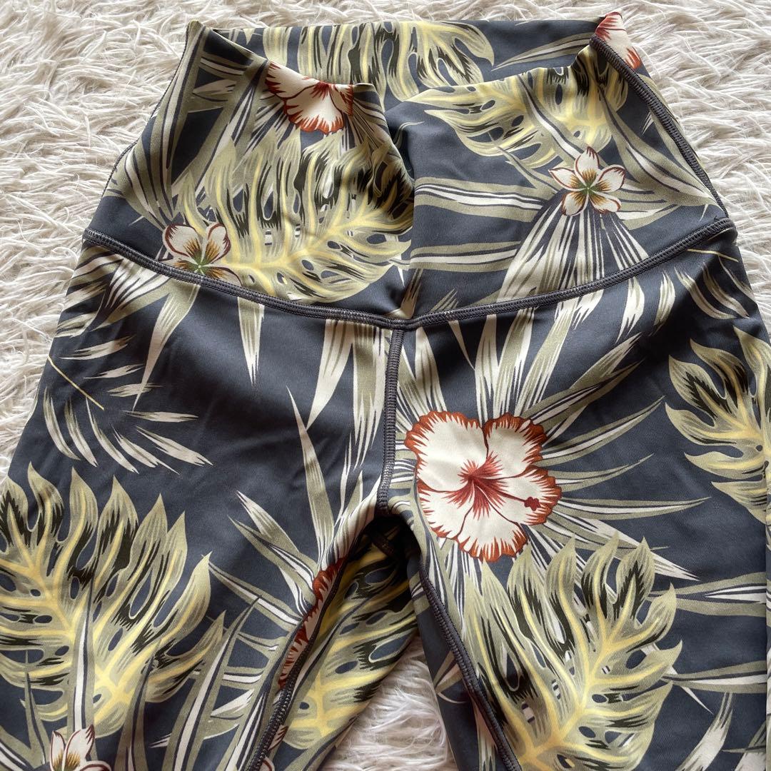 SUKALA ボタニカル ヨガウェア ￼セットアップ ￼状態良好