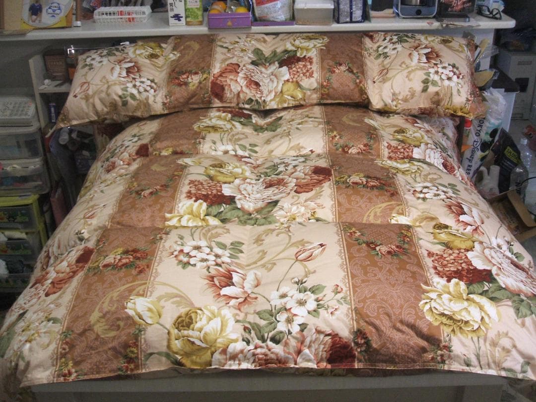 限定品お買い得価格！新品＊ロイヤル＊フランス９３％＊増量１，３キロ＊羽毛布団ＳＰ