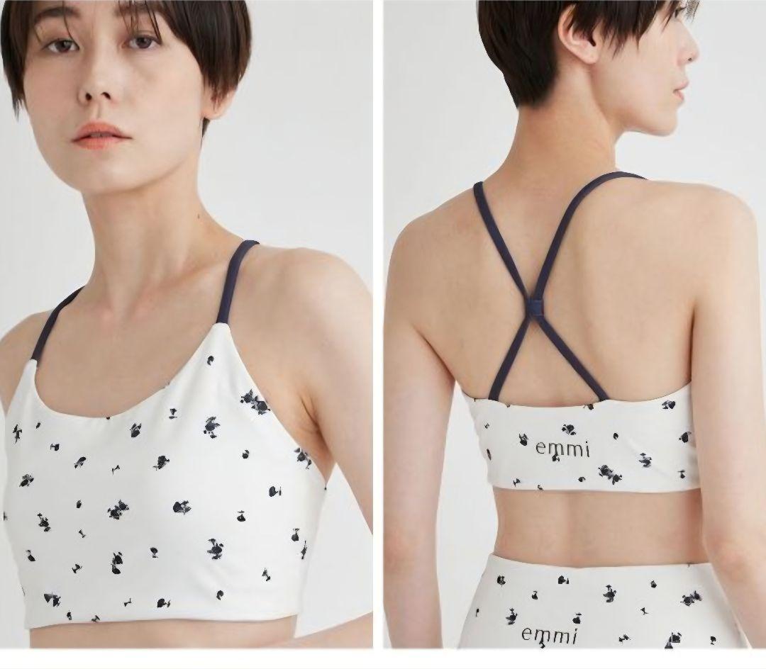 emmi 花柄 ヨガウェアセット