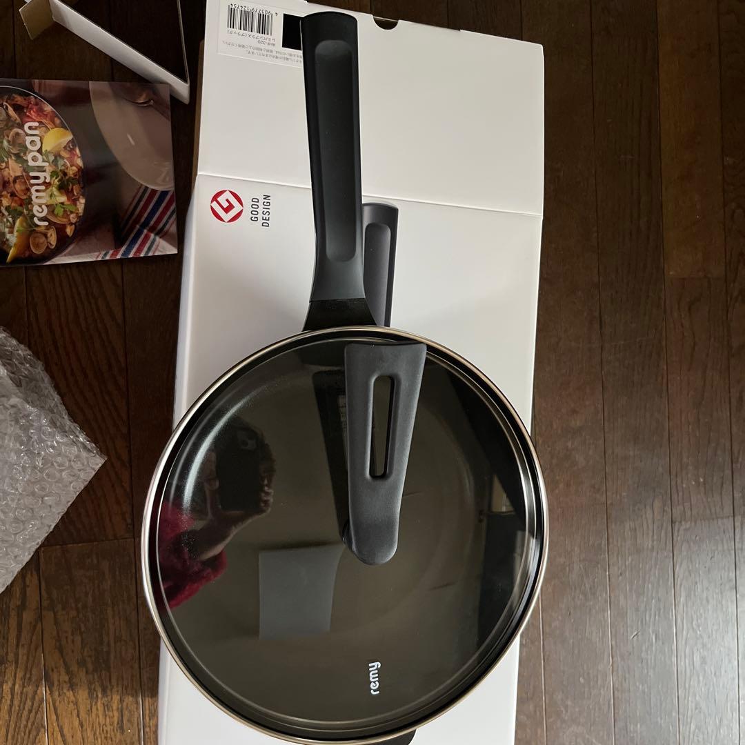新品未使用　レミパン➕　ブラック フライパン24㌢