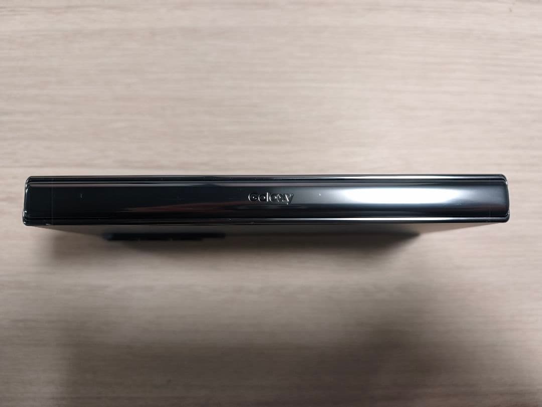 Galaxy Z Fold4 SCG16 国内版SIMフリー