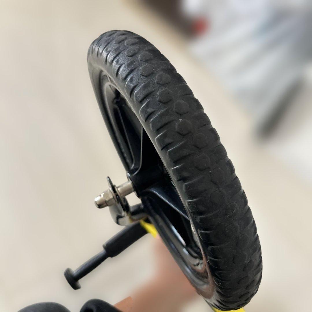 STRIDER ストライダースポーツ 12インチ イエロー