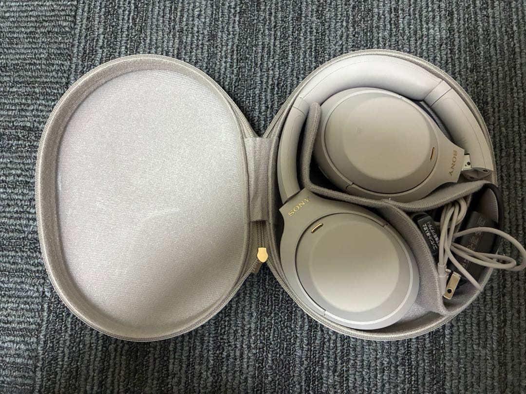 ヘッドホン SONY WH1000XM4