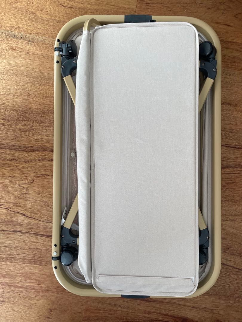 HZDMJ 折りたたみベビーベッド カーキ