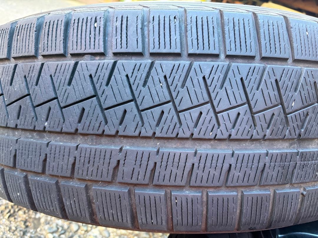  Pirelli スタッドレスタイヤセット 225/60 R18