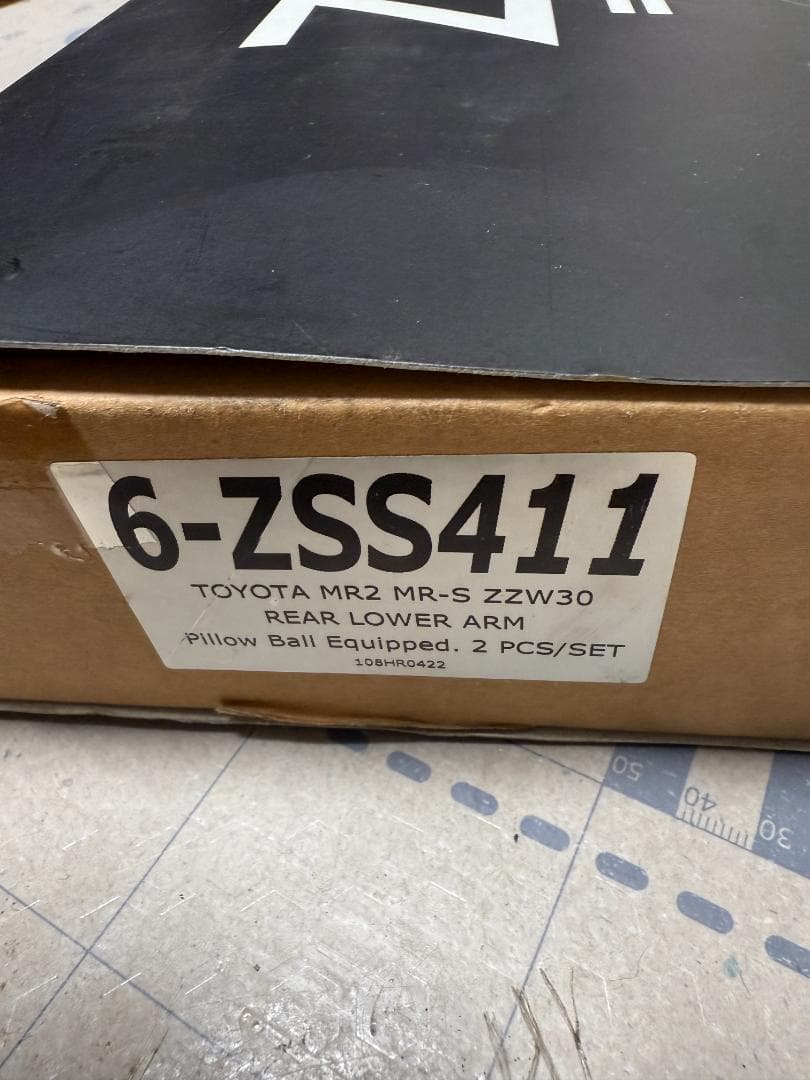 ZZW30 MR-S ZSSリア ロアアーム ピロ 調整式