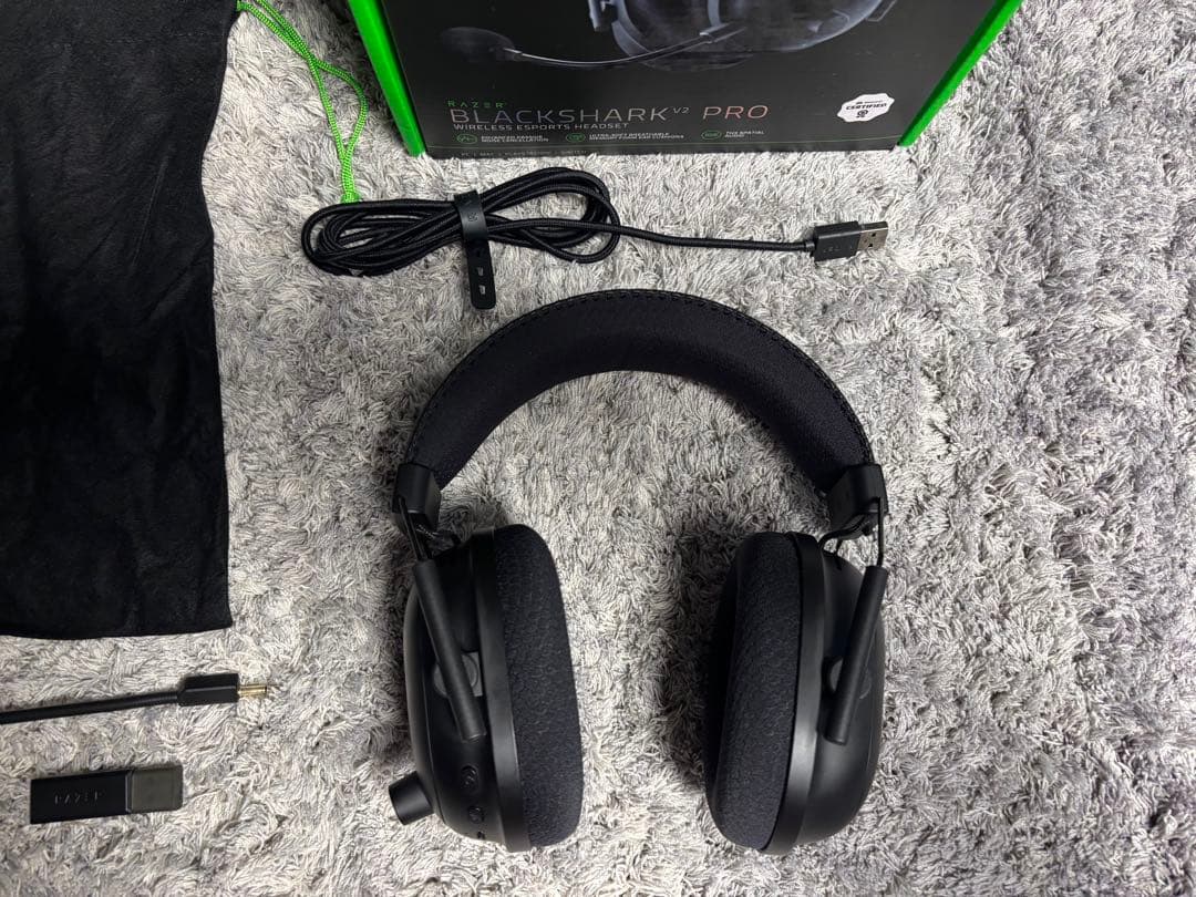 Razer BLACKSHARK v2 PRO ゲーミングヘッドセット