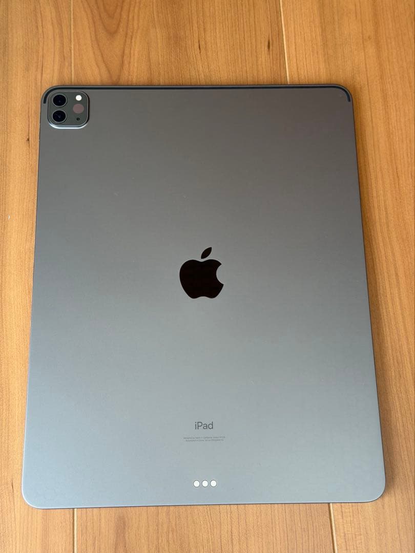 iPad Pro 12.9インチ (第5世代) 256GB スペースグレー