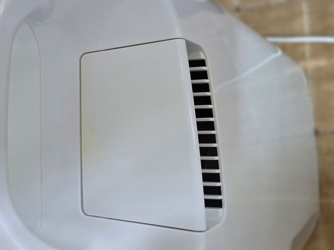 コロナ　除湿機 CD -P6322-W【2022年製】