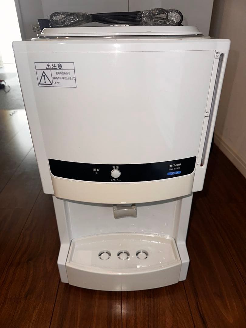 リ*ウ様 ウォータークーラー　業務用冷水器