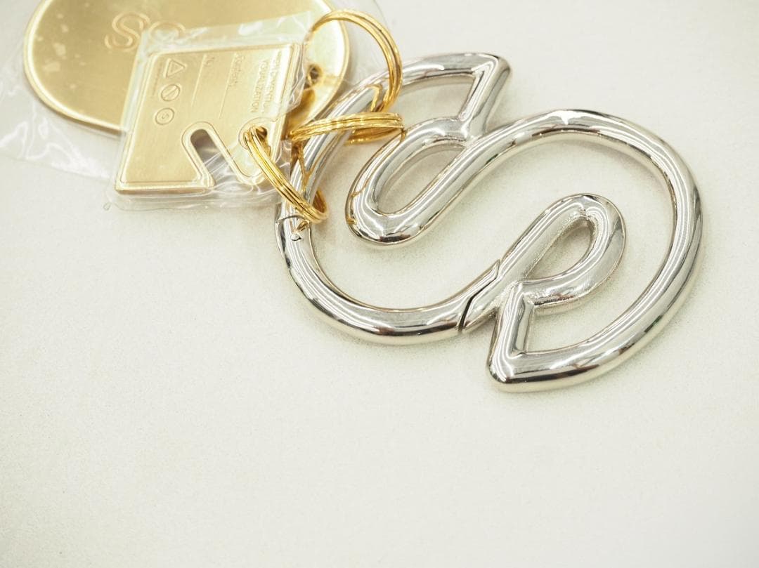 新品24SS Sacai カラビナ キーリング キーホルダー 531P▲