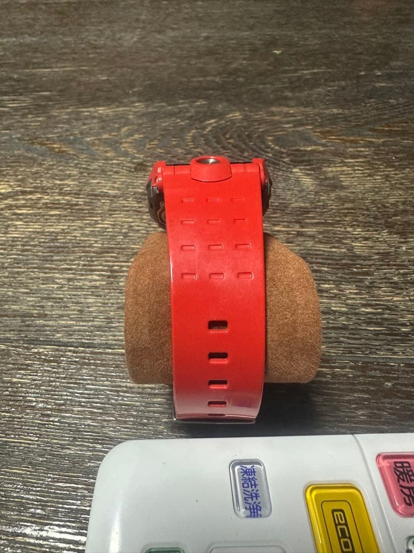 CASIO G-SHOCK 赤　g-8100