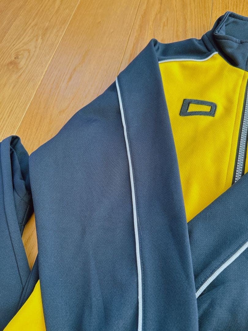 【美品】リベルタ　ユニフォーム　130 ジャージ　長袖　サッカー