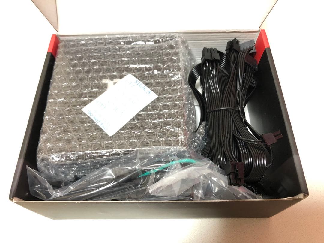 Thermaltake SMART BX1 650W 電源ユニット