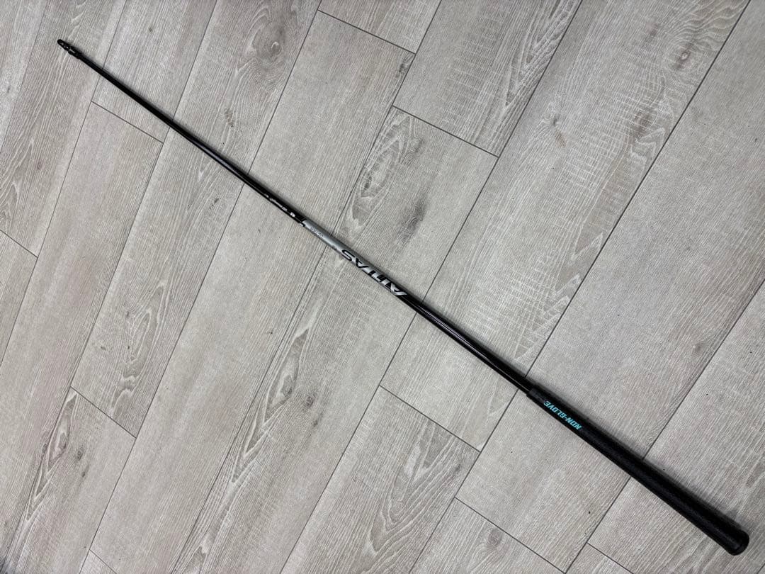 最新ATTAS RX ULTRA BLACK 4Sテーラーメイドスリーブ46仕様