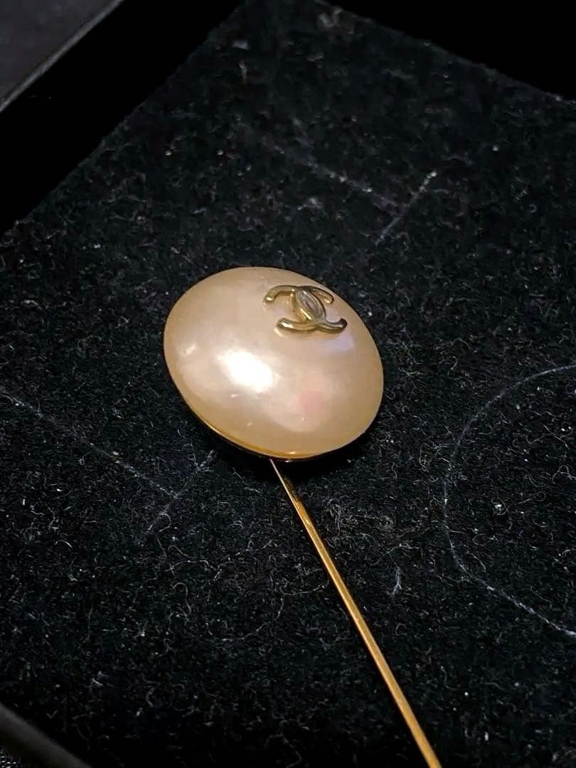 CHANEL パール調ピンブローチ　美品