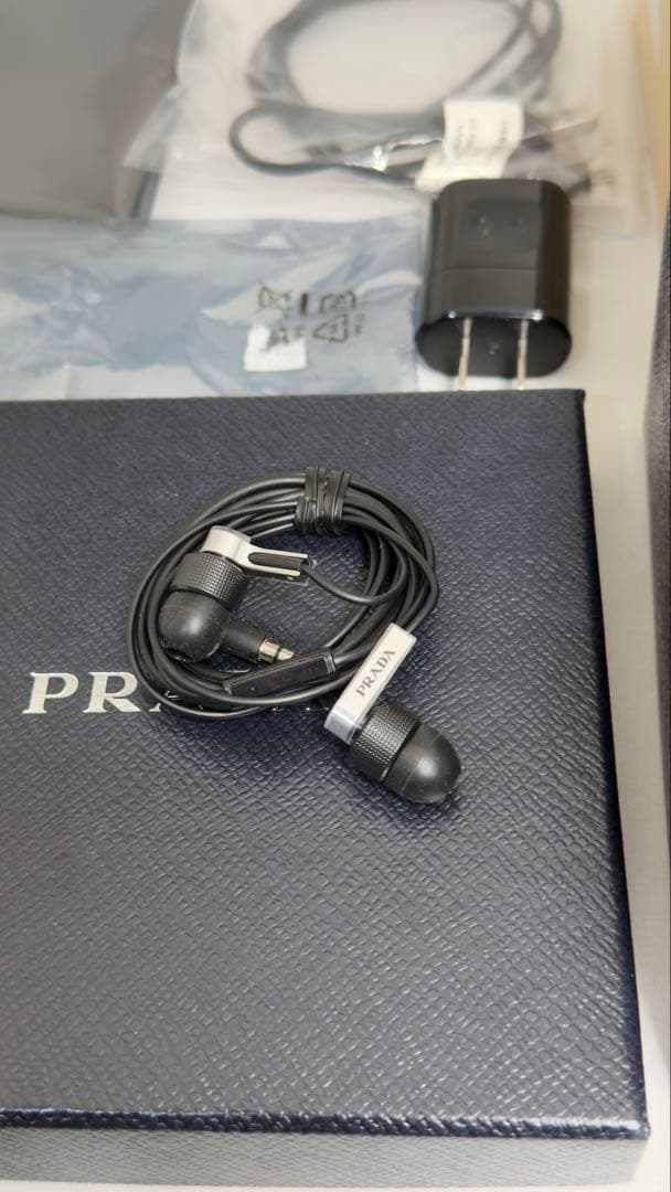 PRADA L-02D デジタルオーディオプレーヤー