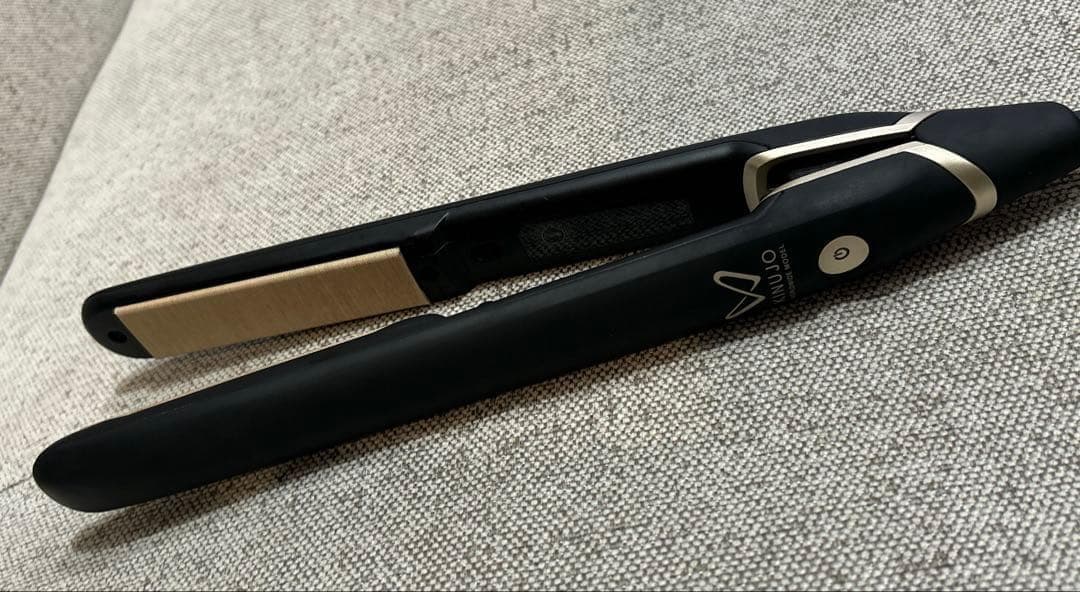 【美品】 KINUJO ストレートヘアアイロン ⭐︎SALE 12/16まで