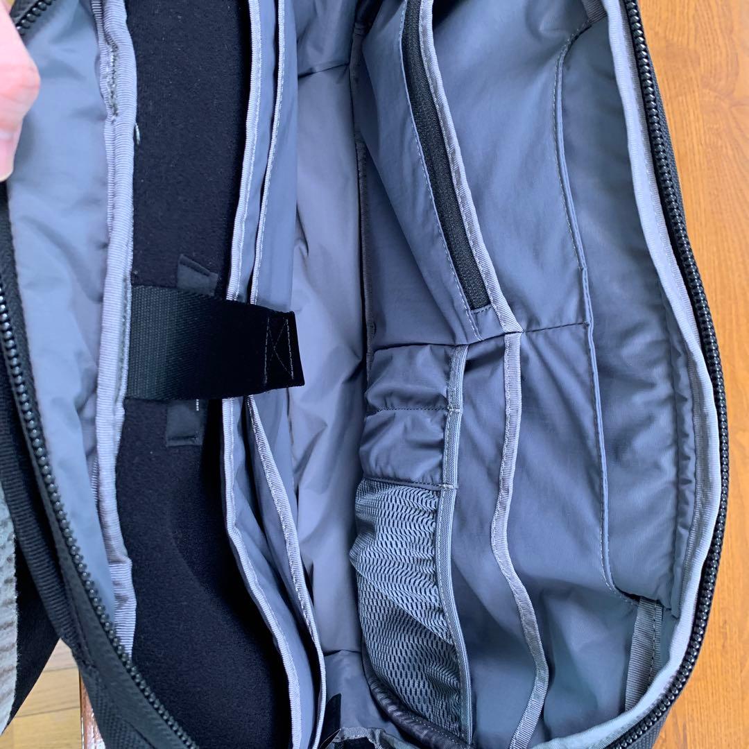 バッグ Aer Travel Sling2