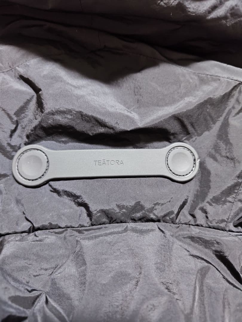 ​人気 テアトラ SOUVENIR HUNTER ダウン Size 3 ブラック