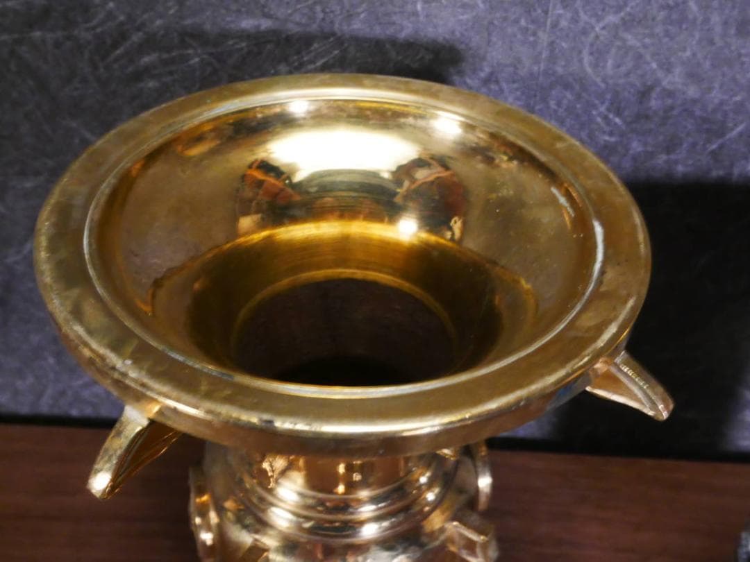 限定値下　収集品　国産真鍮仏具　花瓶　花立　セラミックコート付　4691