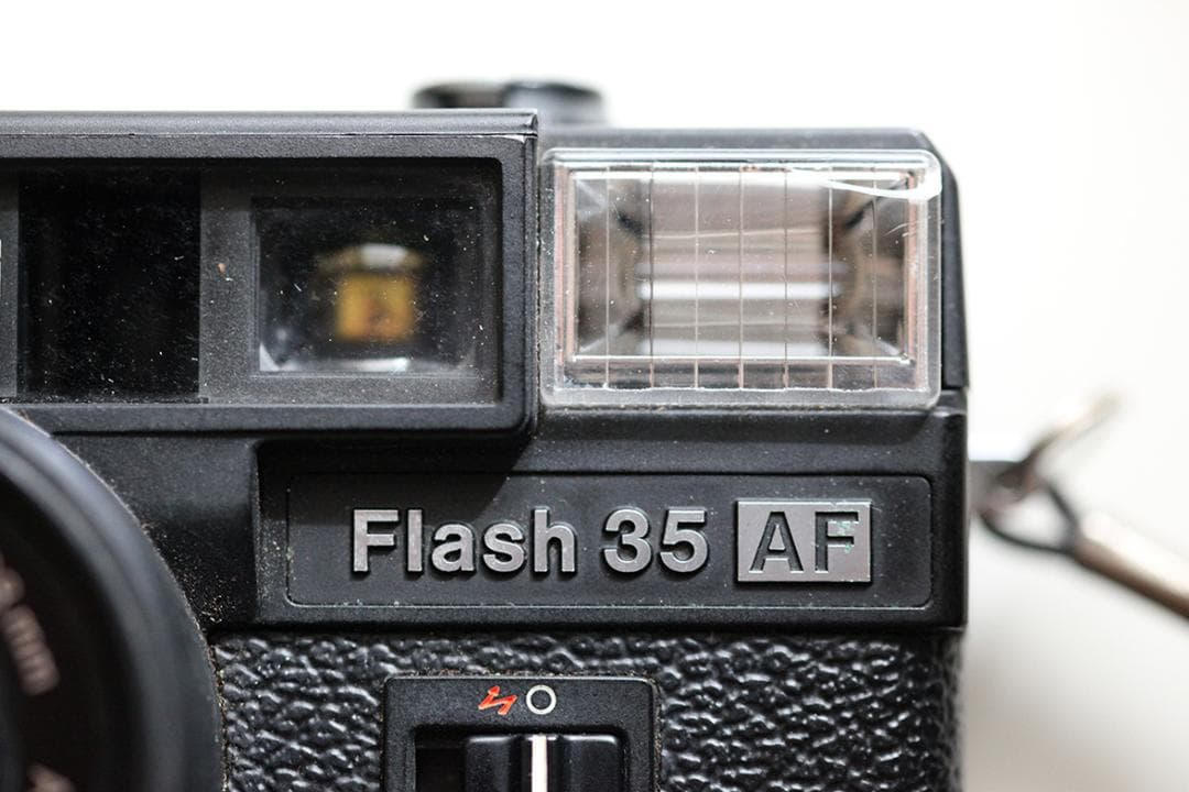 Rollei Flash 35 AF 、　Q831