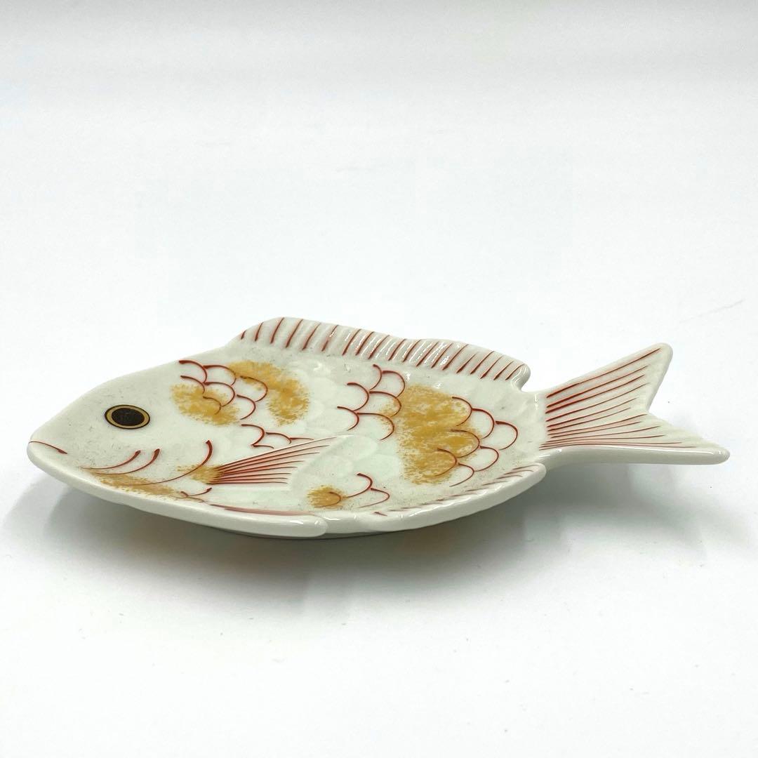 【新品】【大人気】有田焼幸楽窯　錦金叩鯛形銘々皿　紅白2枚セット