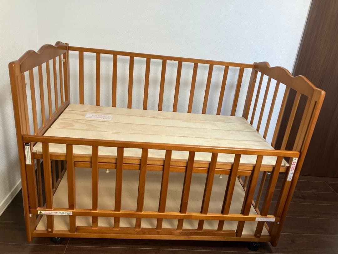 ベビーベッド　※東京大森まで受取可能でしたら5000円に変更します