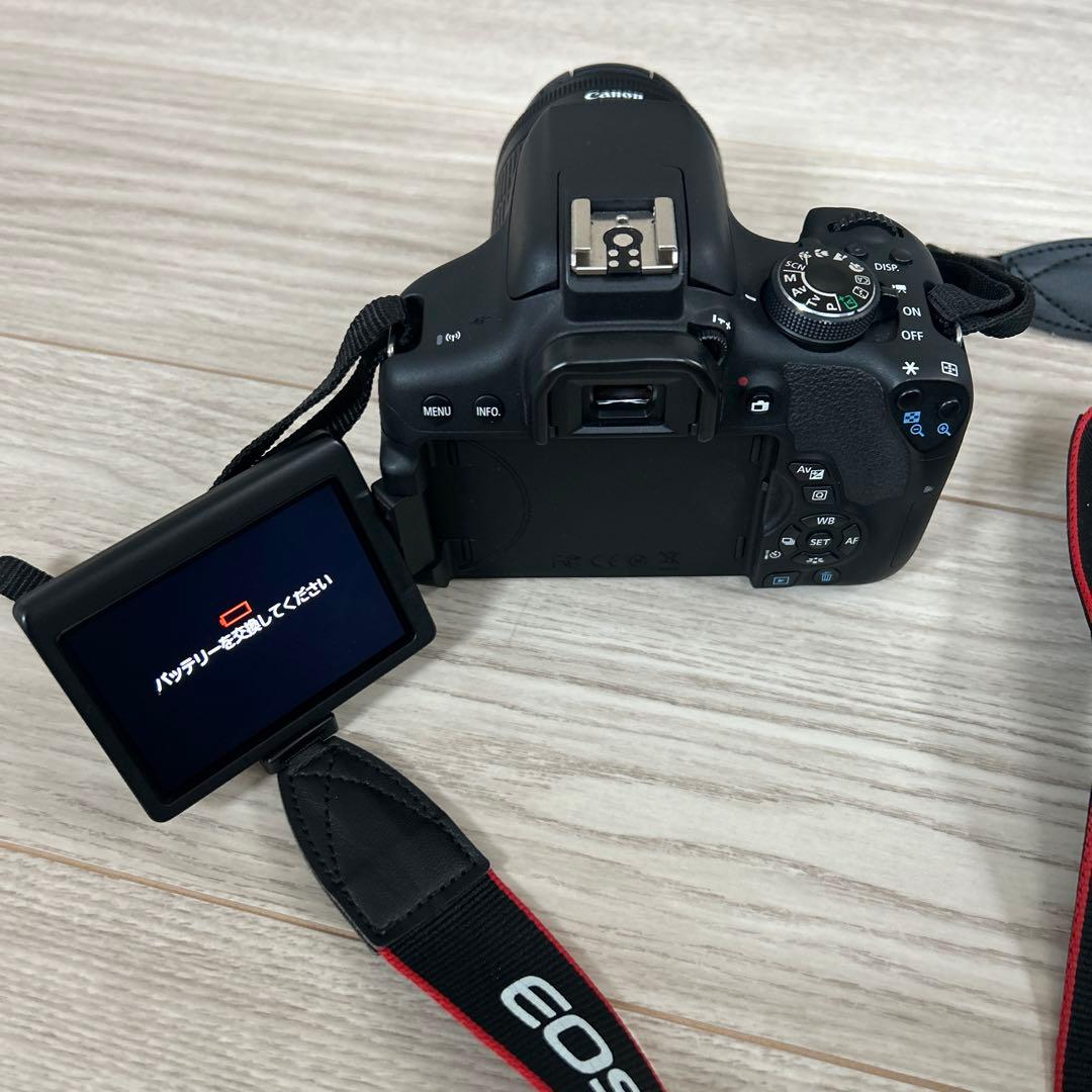 Canon キヤノン kiss X8i ダブルレンズキット　一眼レフ