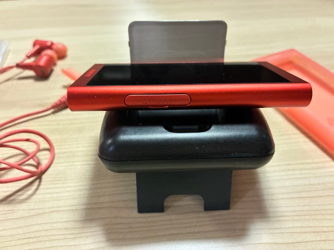 SONY ウォークマン レッド NW-A55 本体 付属品 イヤホン