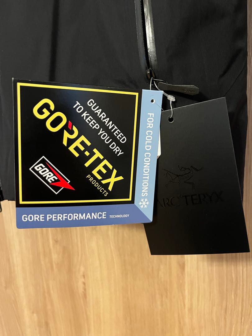 うし【未使用品•Mサイズ】アークテリクス ベータダウンインサレーテッド