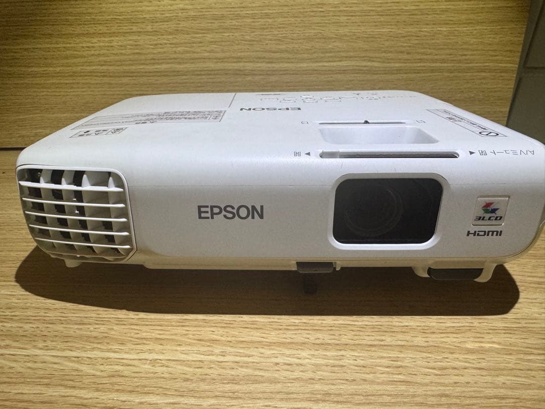 EPSON EB-s03 プロジェクター 本体