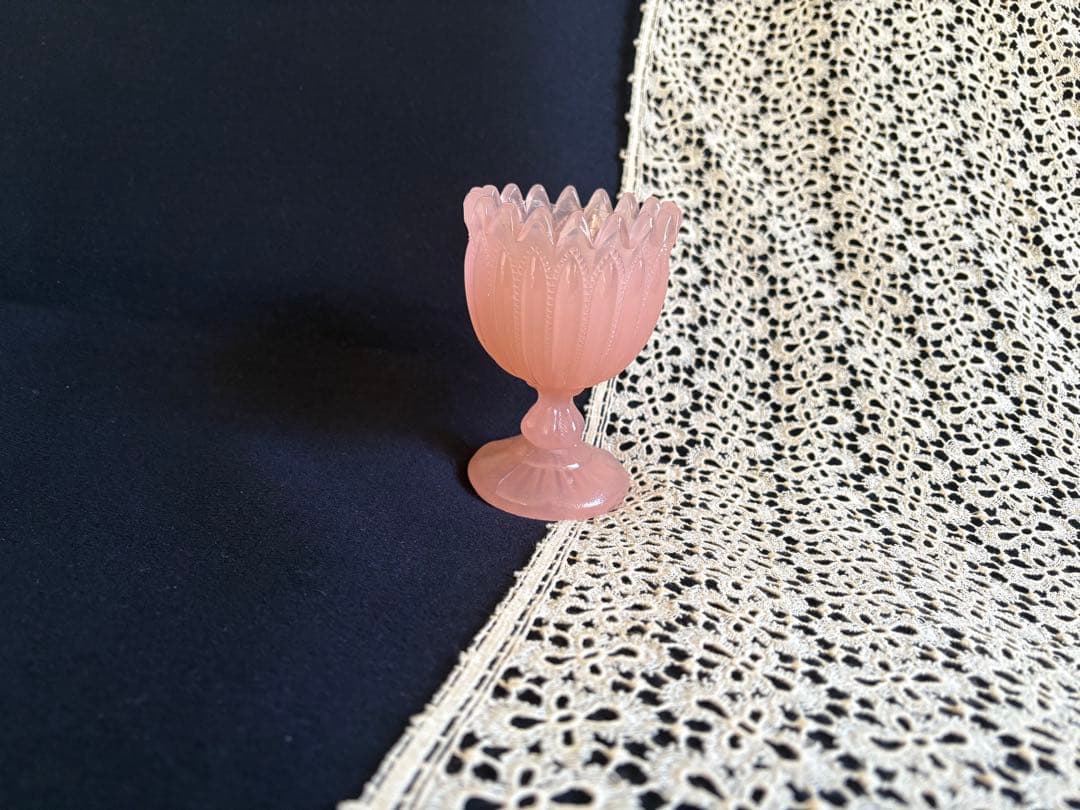 オパリン フラワーベース プレスガラス フランス アンティーク